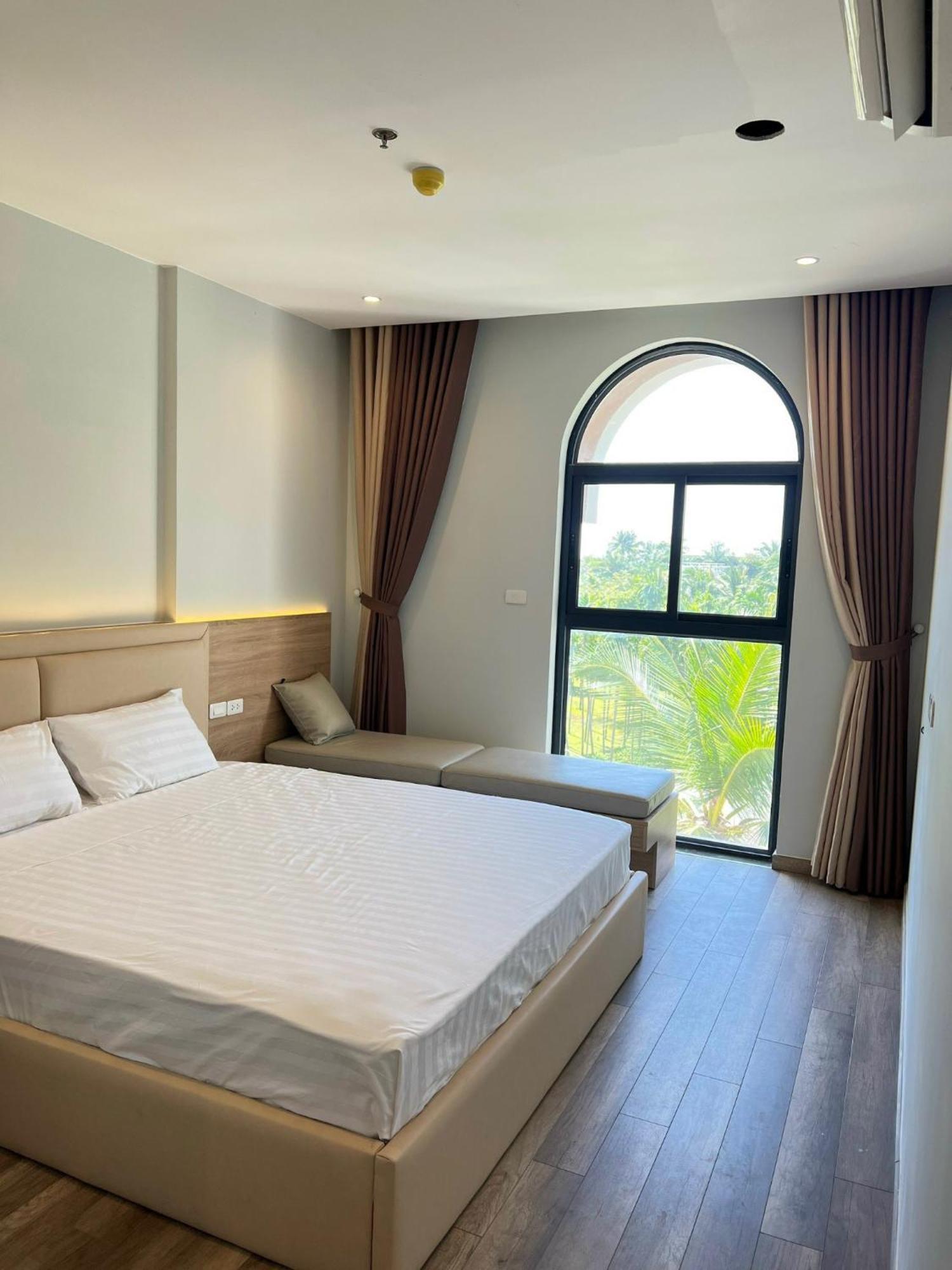 Vu Gia Hotel Duong Dong Exterior foto